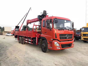 随车吊厂家直销与挖机拖车 高效施工的得力助手